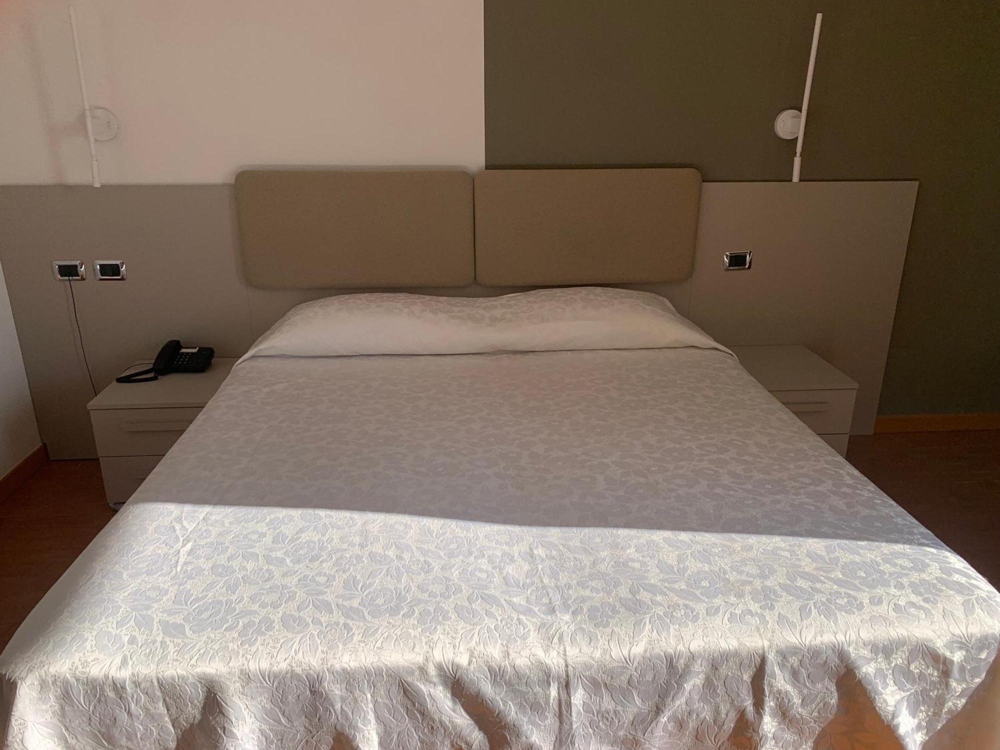 Hotel La Bussola Orta San Giulio Ngoại thất bức ảnh