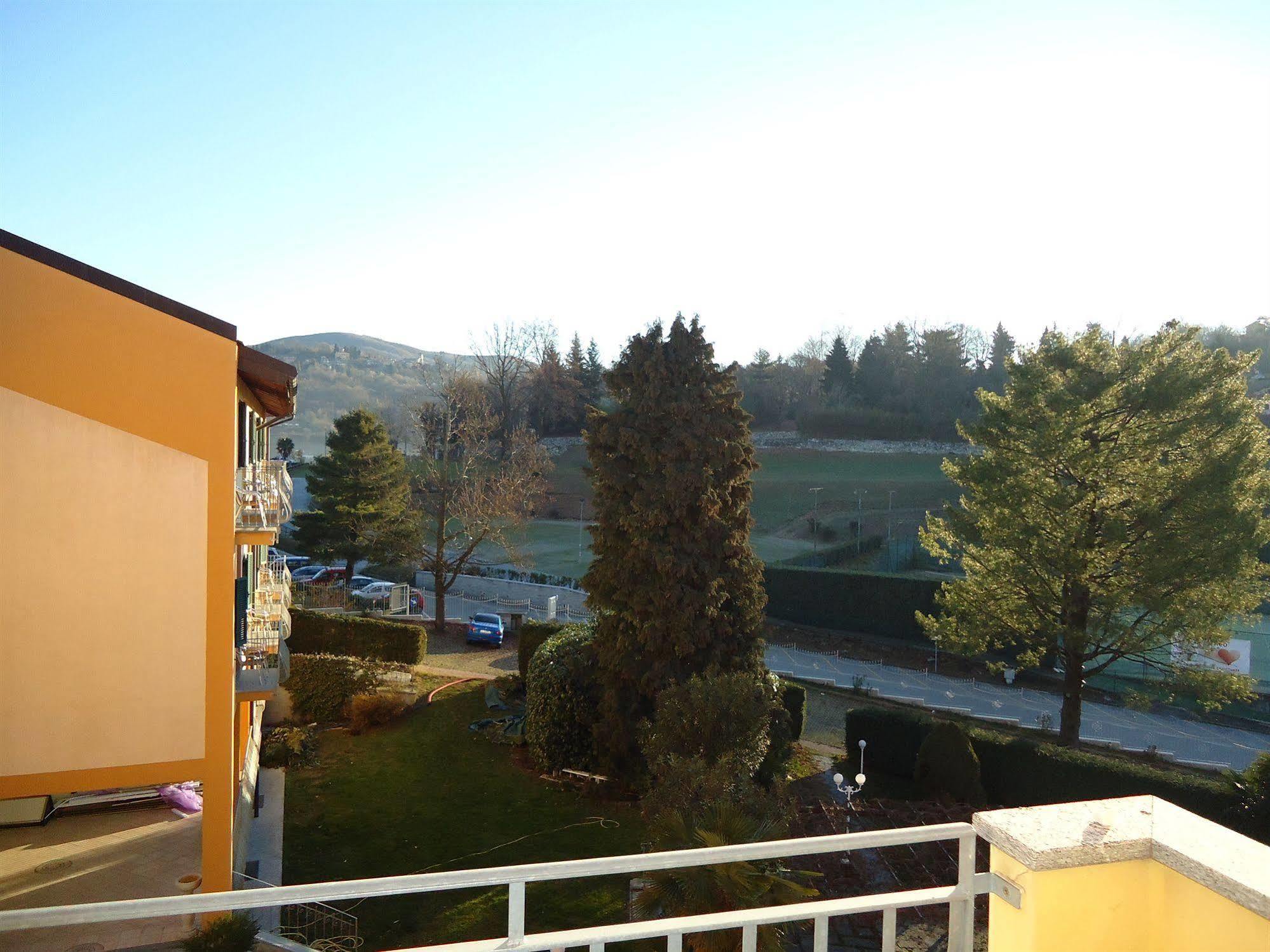 Hotel La Bussola Orta San Giulio Ngoại thất bức ảnh